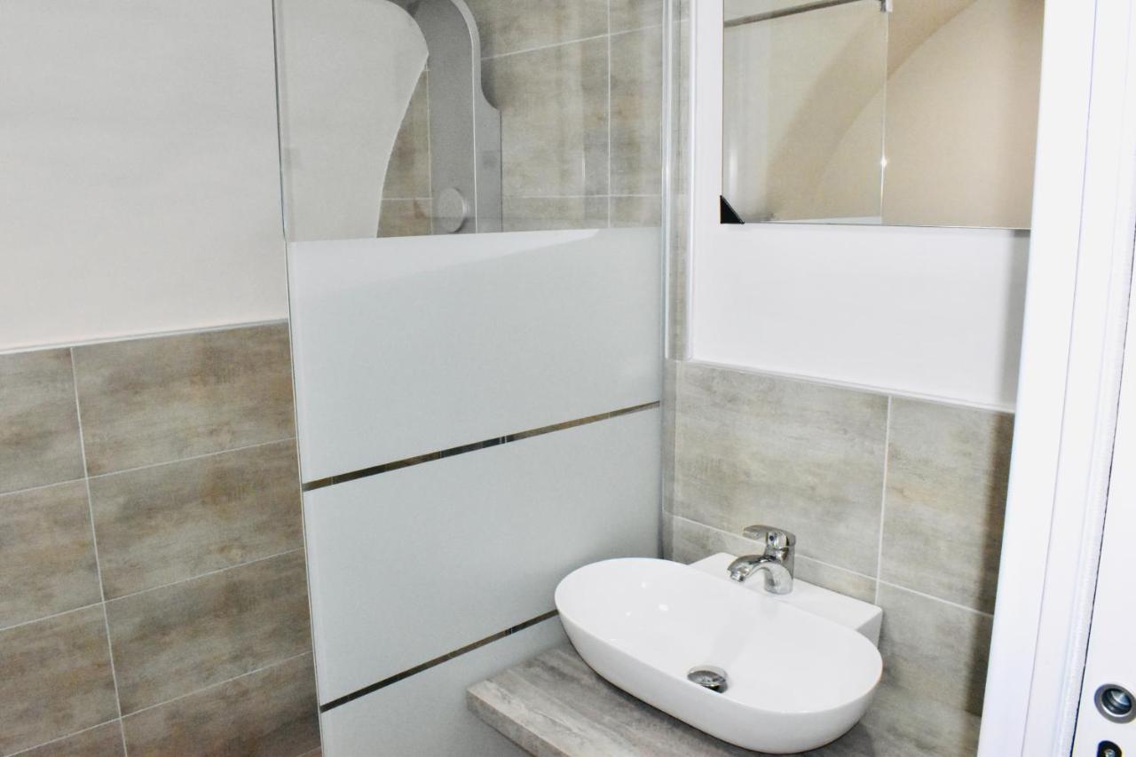 Apartmán Miral One Bari Exteriér fotografie