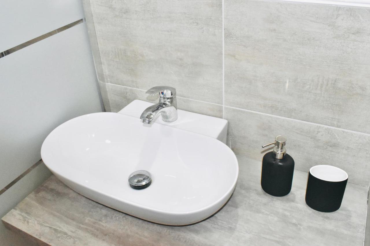 Apartmán Miral One Bari Exteriér fotografie