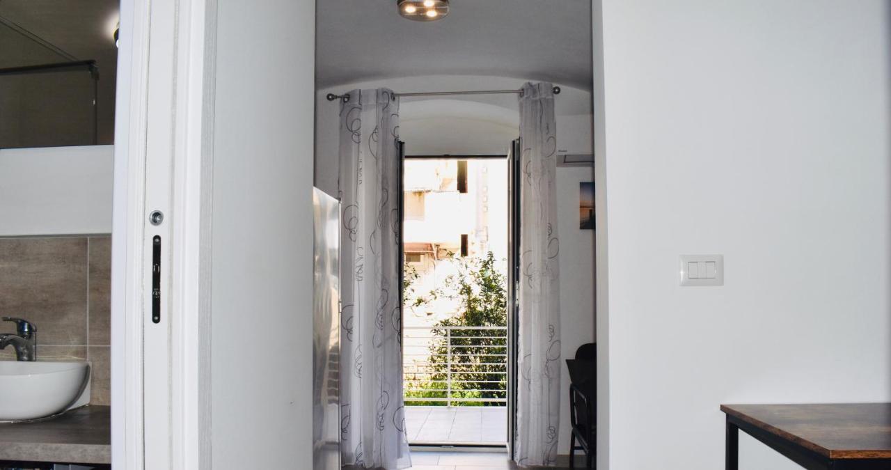 Apartmán Miral One Bari Exteriér fotografie