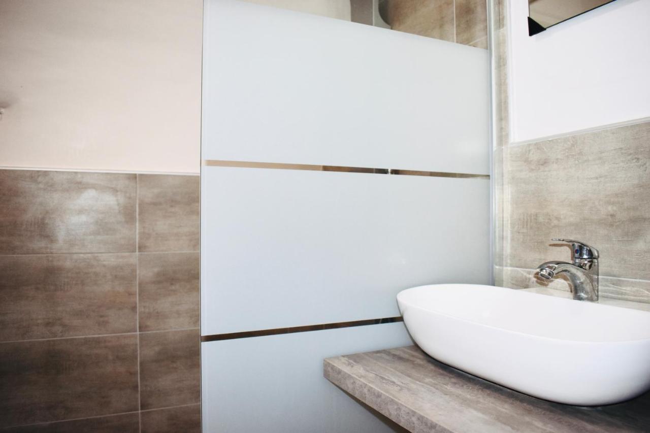 Apartmán Miral One Bari Exteriér fotografie