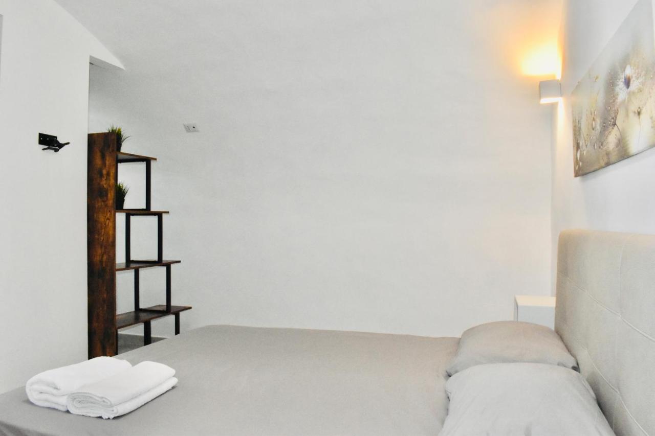 Apartmán Miral One Bari Exteriér fotografie