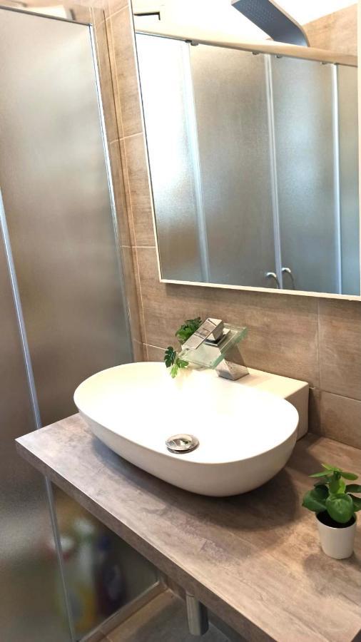 Apartmán Miral One Bari Exteriér fotografie